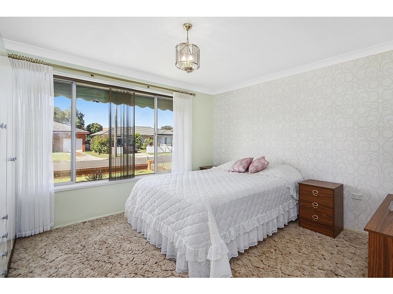 58 Robin Crescent, Woy Woy NSW 2256