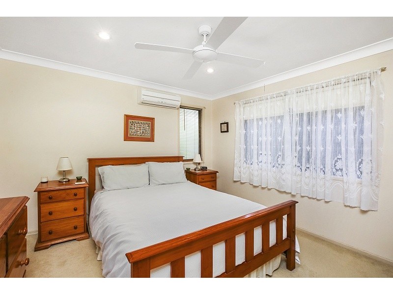 51 Broadwater Drive, Saratoga NSW 2251