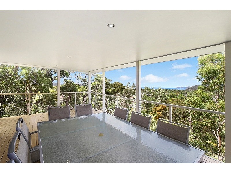 3 Kingsview Drive, Umina Beach NSW 2257