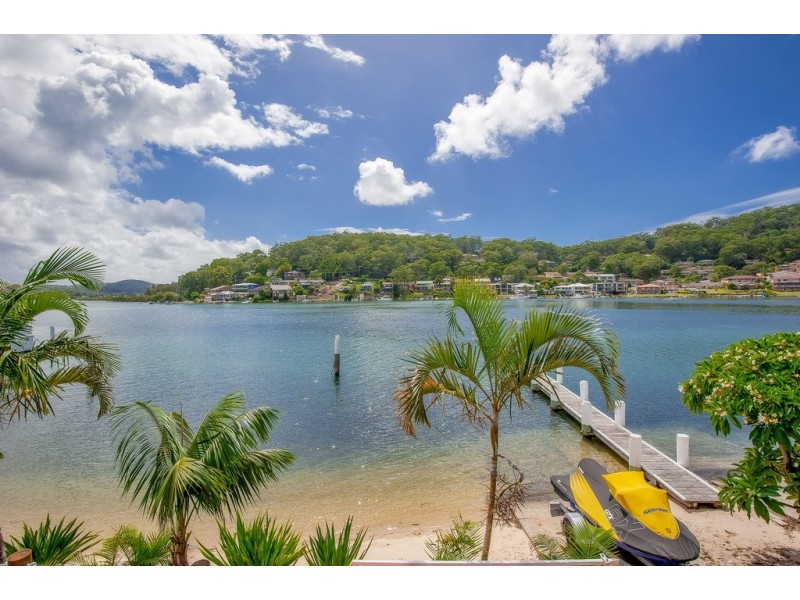 26 Long Arm Parade, St Huberts Island NSW 2257