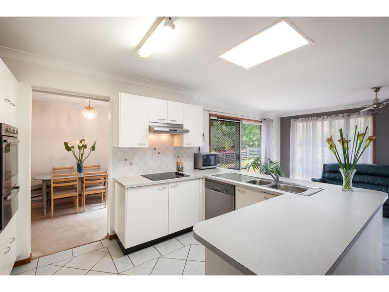 53 Noorong Avenue, Forresters Beach NSW 2260