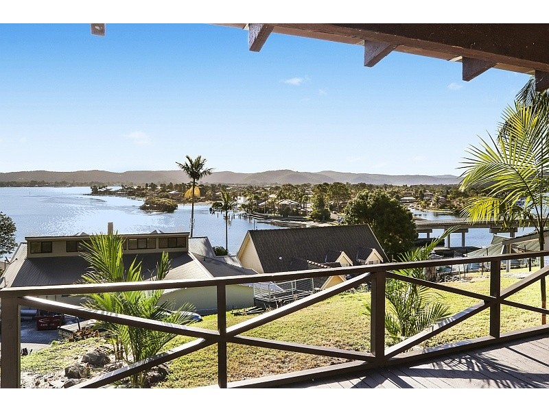 10 Daley Avenue, Daleys Point NSW 2257