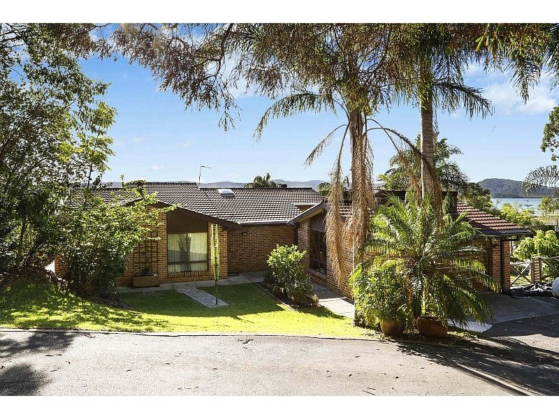 10 Daley Avenue, Daleys Point NSW 2257