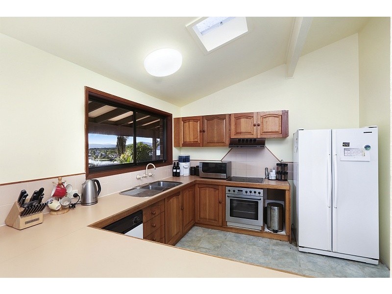 10 Daley Avenue, Daleys Point NSW 2257