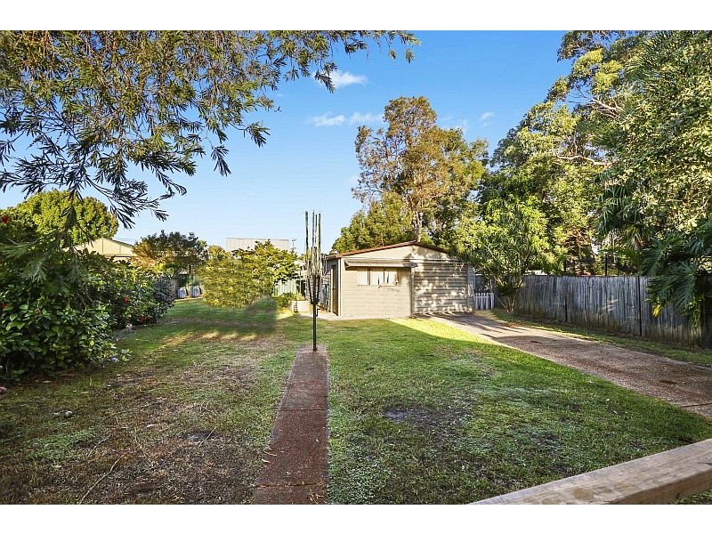 4 Echuca Road, Empire Bay NSW 2257