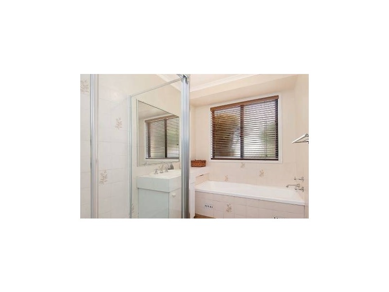 20 Cameron Crescent, Kincumber NSW 2251