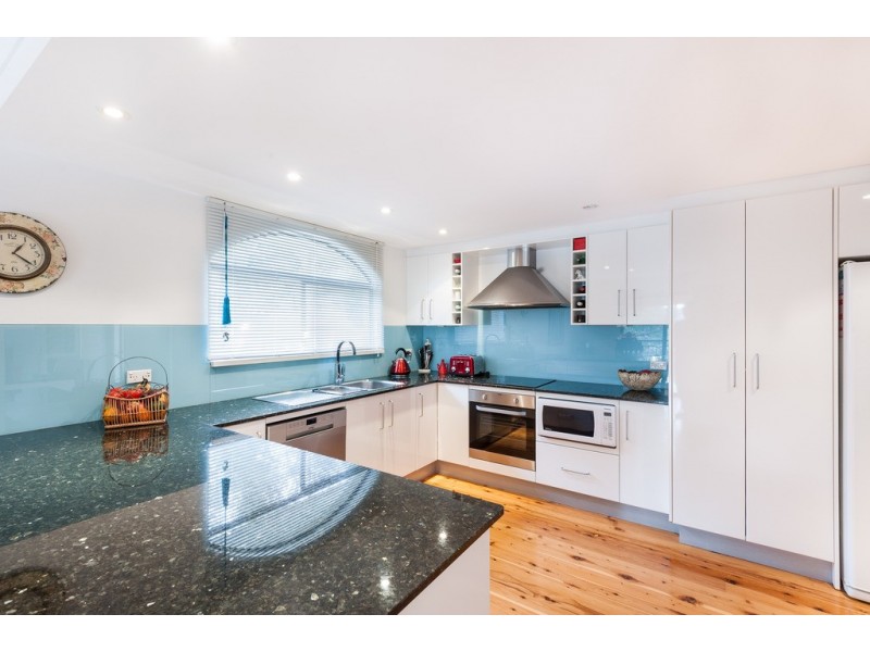 5 Peta Close, Umina Beach NSW 2257