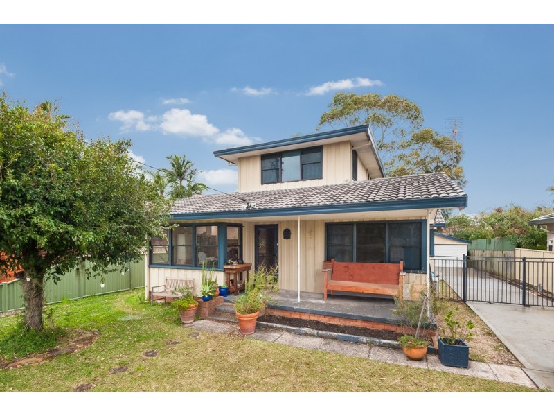 4 Daffodil Drive, Woy Woy NSW 2256