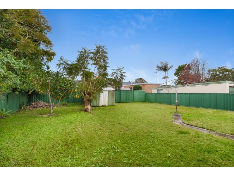 5 Jumbuck Crescent, Woy Woy NSW 2256