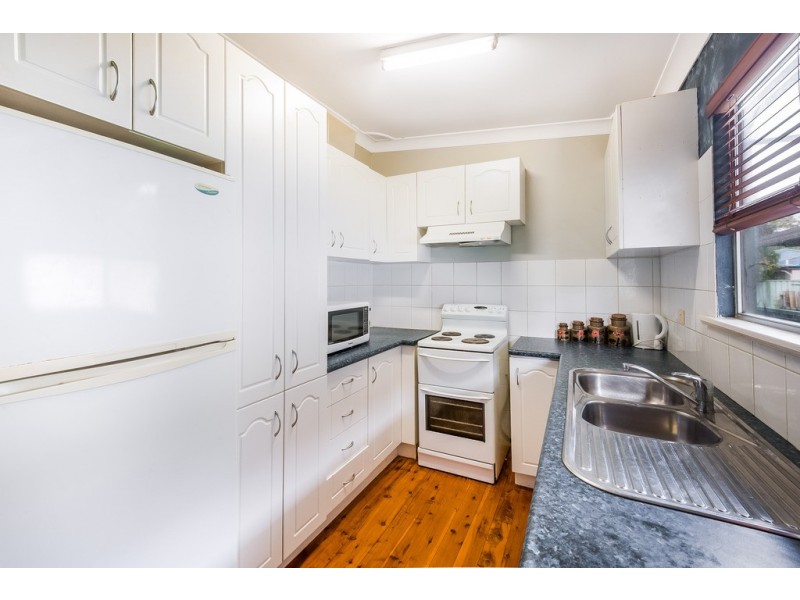 10 Veron Road, Umina Beach NSW 2257