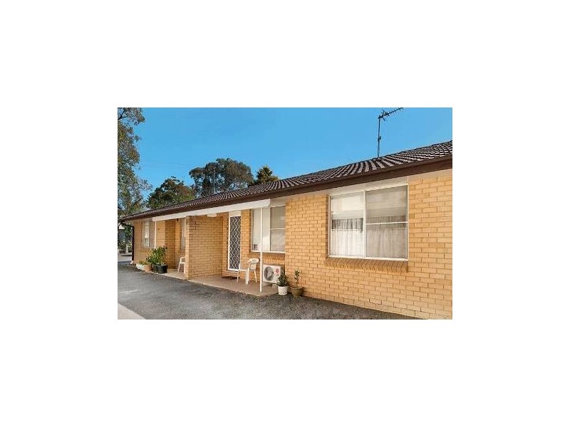 2/11a Warwick Street, Blackwall NSW 2256
