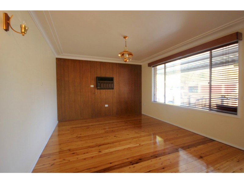 5 Jumbuck Crescent, Woy Woy NSW 2256
