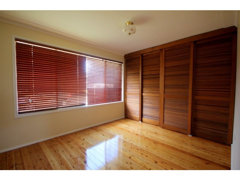 5 Jumbuck Crescent, Woy Woy NSW 2256