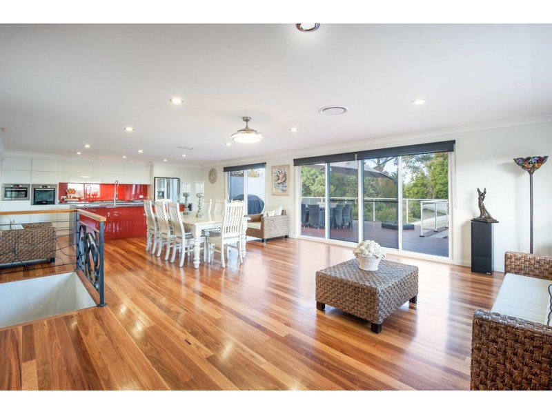 167 Albany Street, Point Frederick NSW 2250