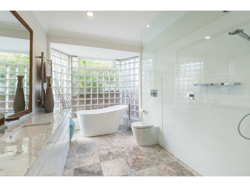 167 Albany Street, Point Frederick NSW 2250