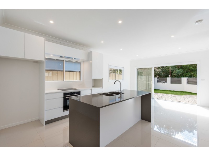 4 Waterloo Avenue, Woy Woy NSW 2256