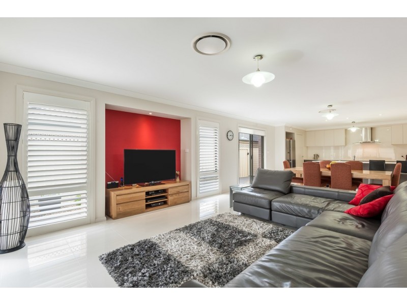 33 Davis Street, Booker Bay NSW 2257