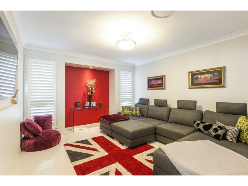 33 Davis Street, Booker Bay NSW 2257