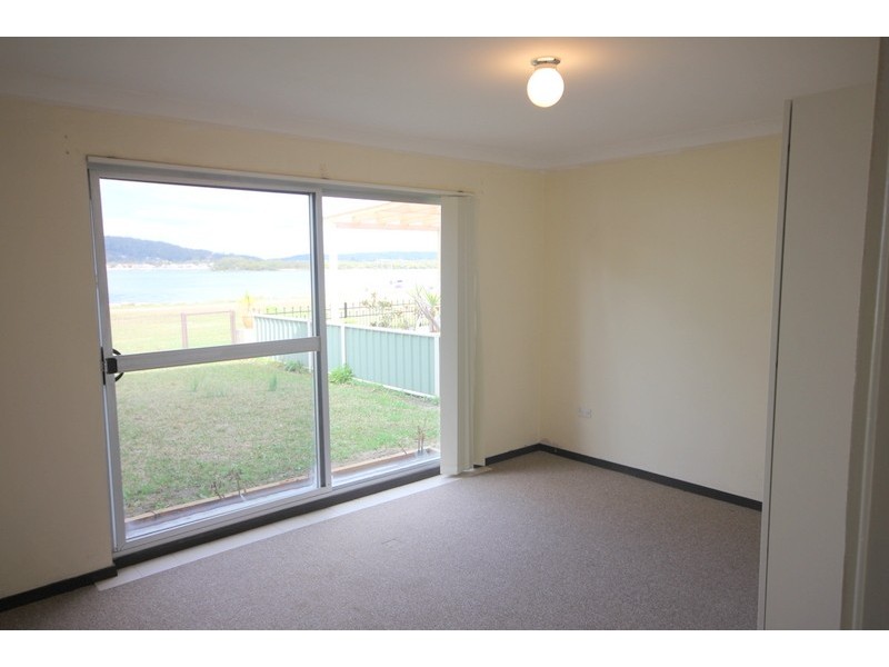 2/46 North Burge, Woy Woy NSW 2256