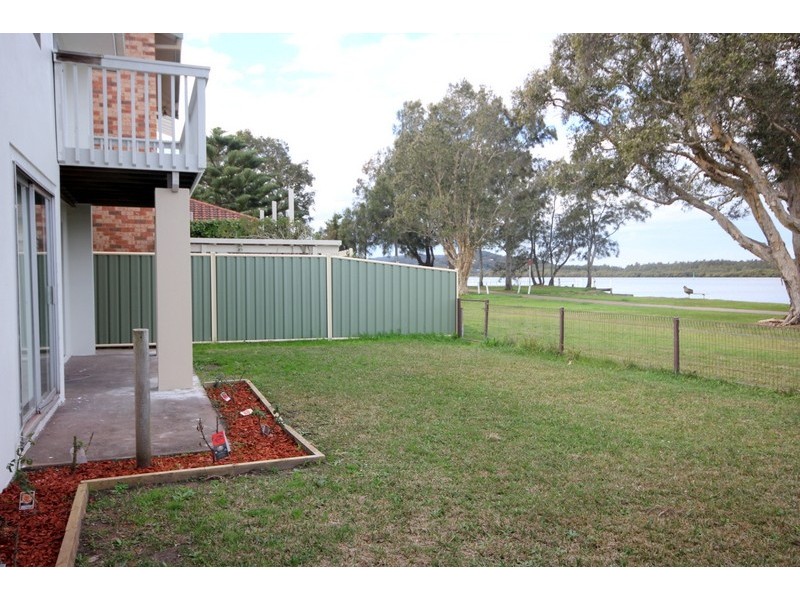 2/46 North Burge, Woy Woy NSW 2256