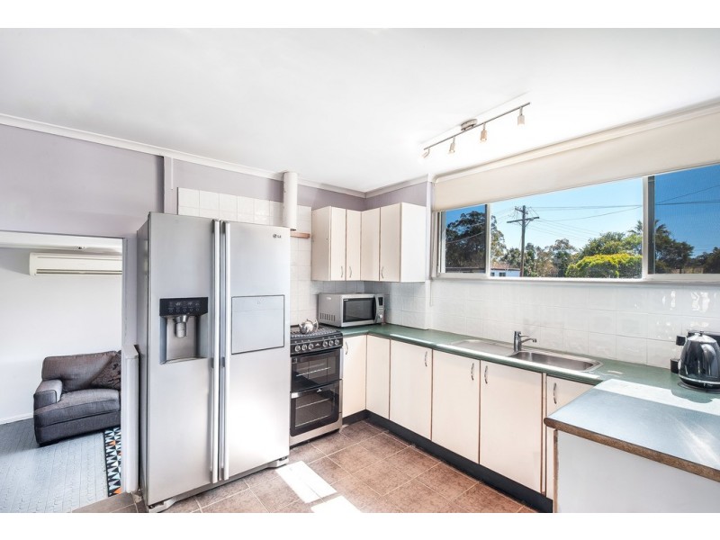 22 Grevillea Crescent, Berkeley Vale NSW 2261