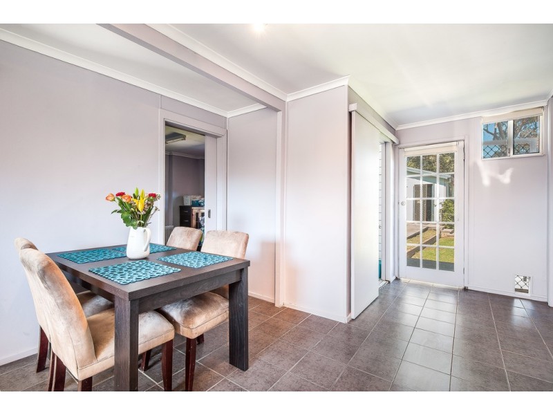 22 Grevillea Crescent, Berkeley Vale NSW 2261