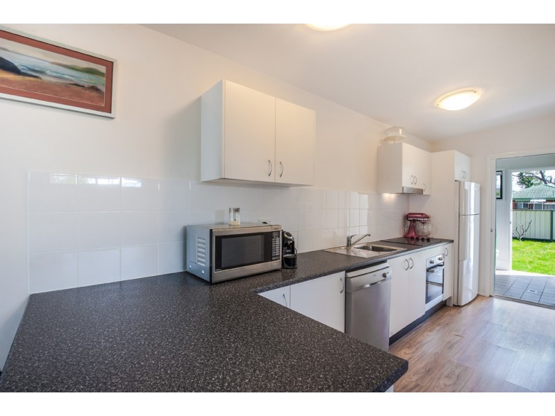 9A Trafalgar Ave, Woy Woy NSW 2256