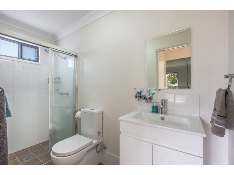 9A Trafalgar Ave, Woy Woy NSW 2256