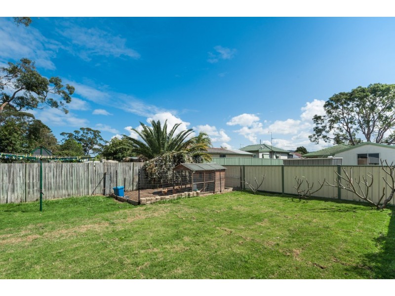 9A Trafalgar Ave, Woy Woy NSW 2256