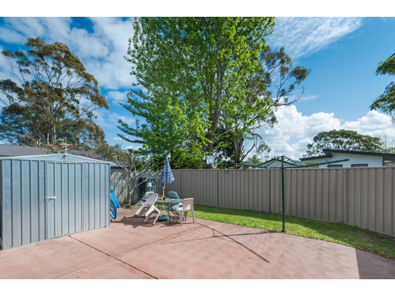 9 Trafalgar Ave, Woy Woy NSW 2256