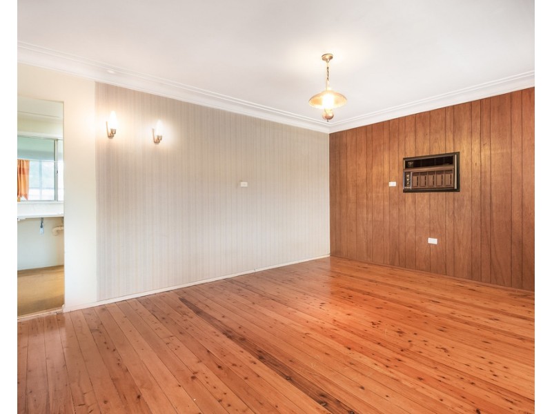 5 Jumbuck Crescent, Woy Woy NSW 2256