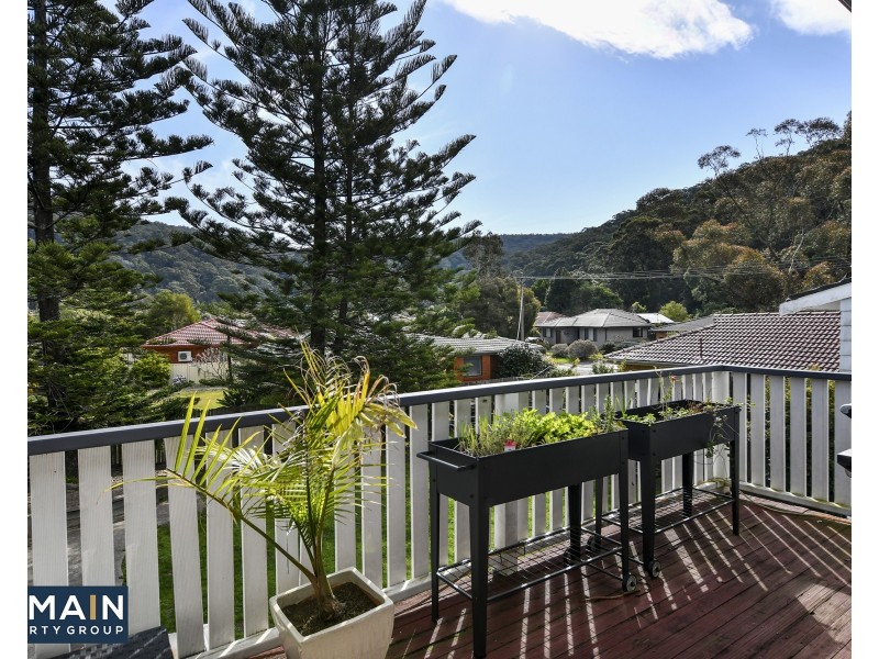 6 Dolphin Street, Tascott NSW 2250