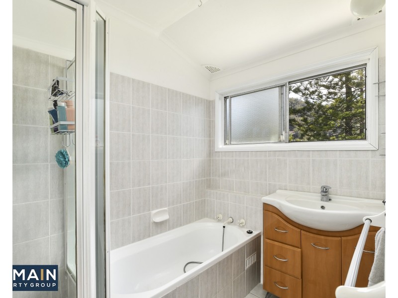 6 Dolphin Street, Tascott NSW 2250