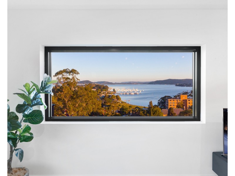 906/25 Mann Street, Gosford NSW 2250