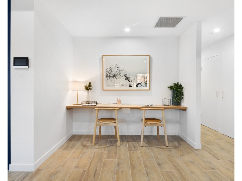 906/25 Mann Street, Gosford NSW 2250