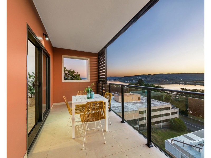 601/25 Mann Street, Gosford NSW 2250