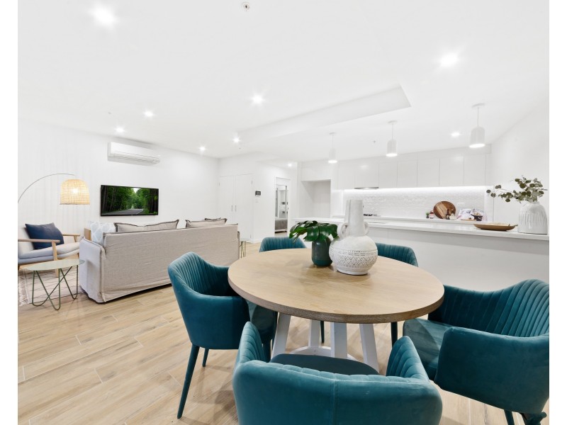 601/25 Mann Street, Gosford NSW 2250