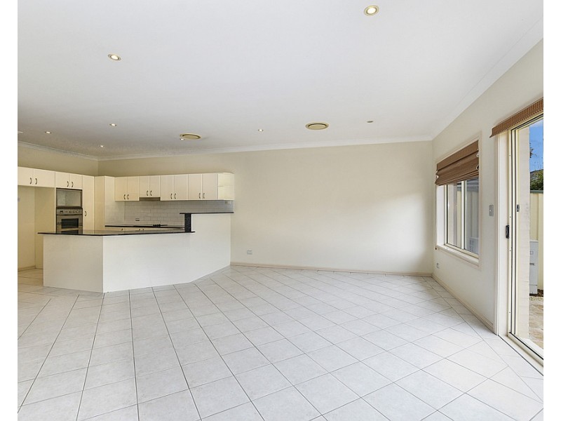 1/15 Nowack Avenue, Umina Beach NSW 2257