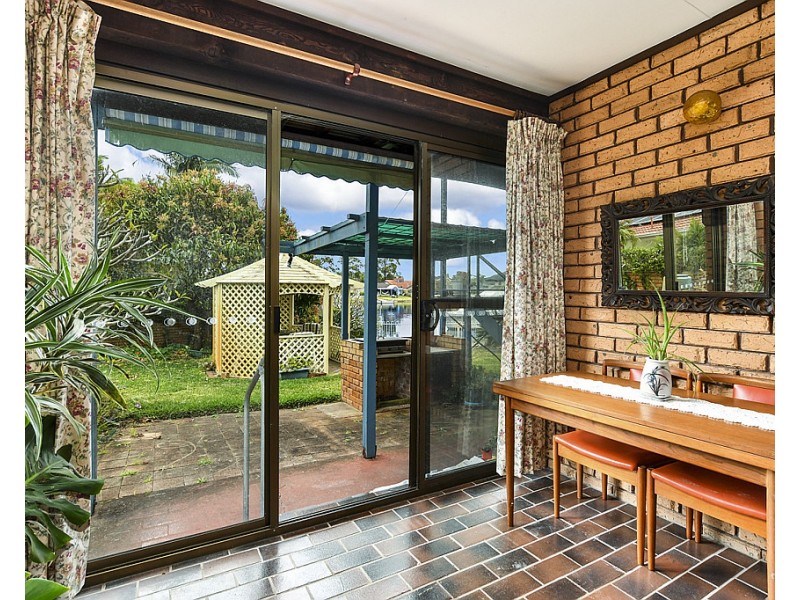 12 Marina View Parade, St Huberts Island NSW 2257