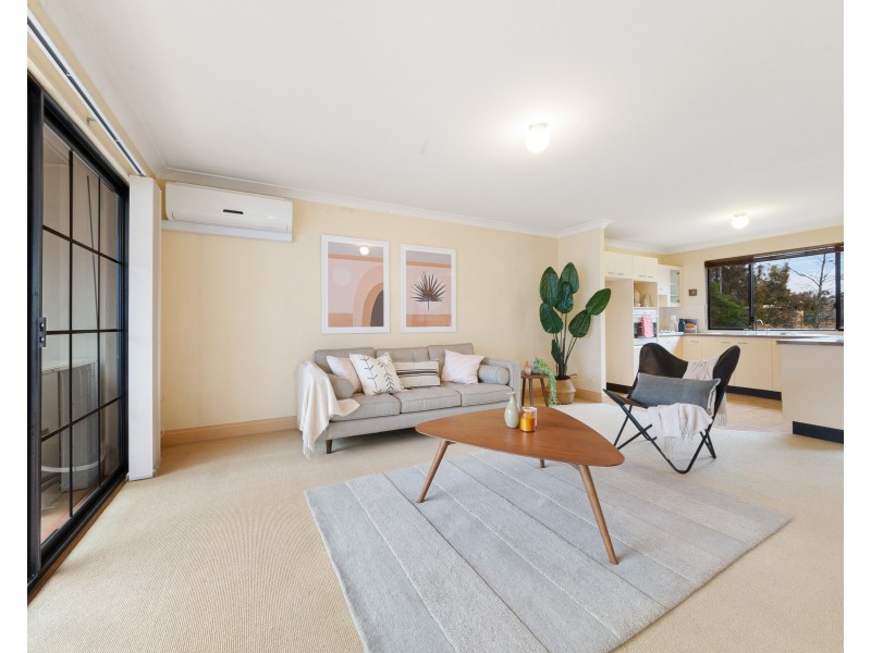 3/4 Broadview Avenue, Gosford NSW 2250