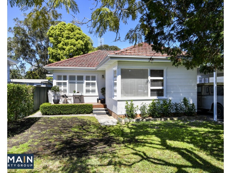 40 Warwick Street, Blackwall NSW 2256