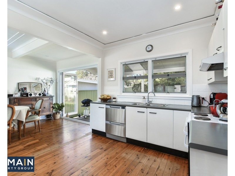 40 Warwick Street, Blackwall NSW 2256