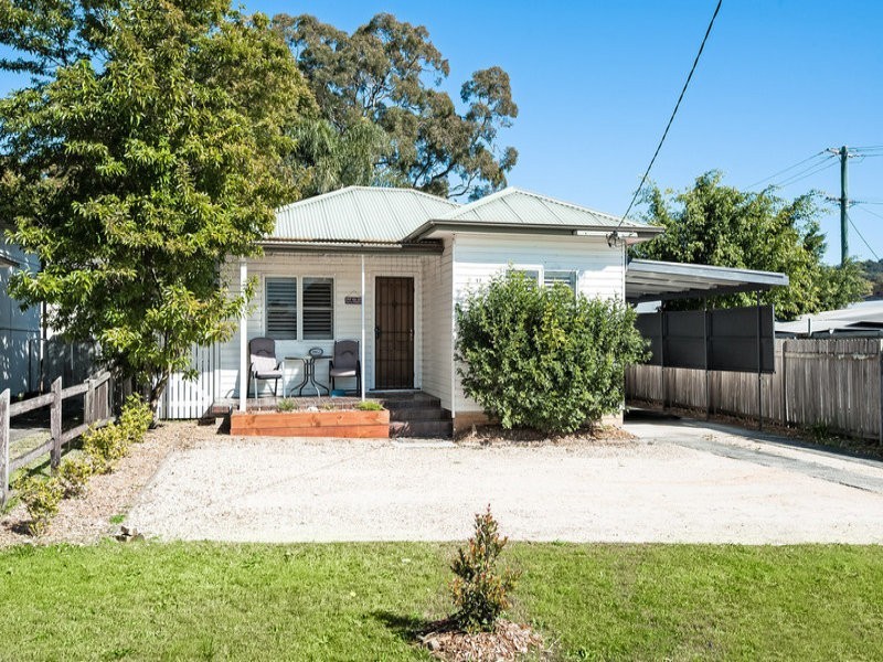 17 Rawson Road, Woy Woy NSW 2256
