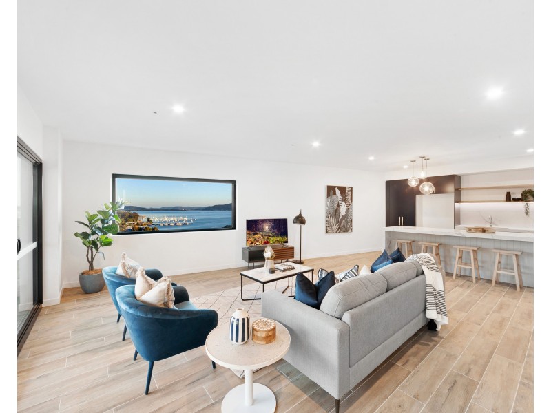 1106/25 Mann Street, Gosford NSW 2250