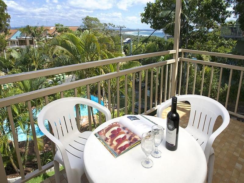 4/14 Edgar Bennett Ave, Noosa Heads QLD 4567