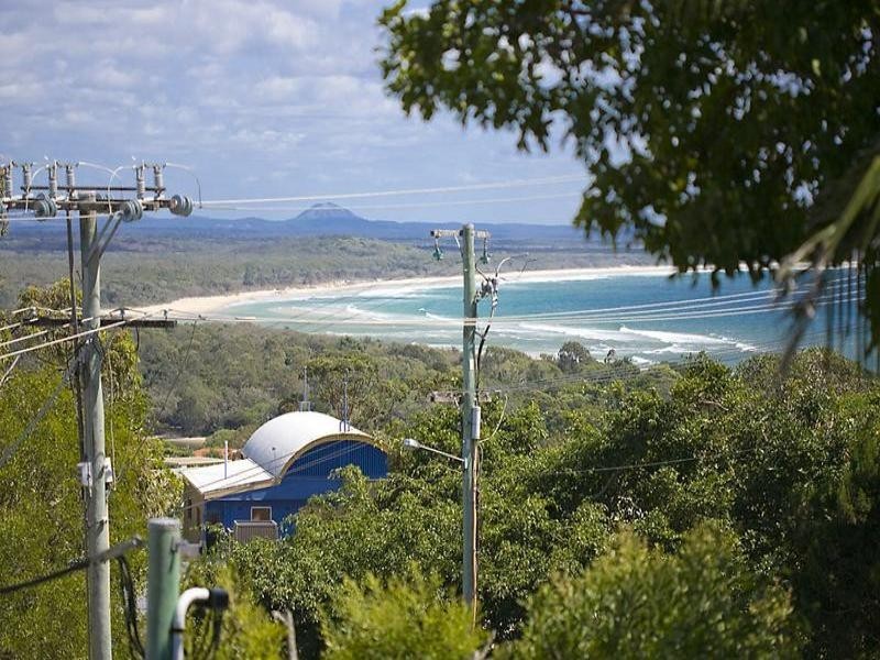 4/14 Edgar Bennett Ave, Noosa Heads QLD 4567