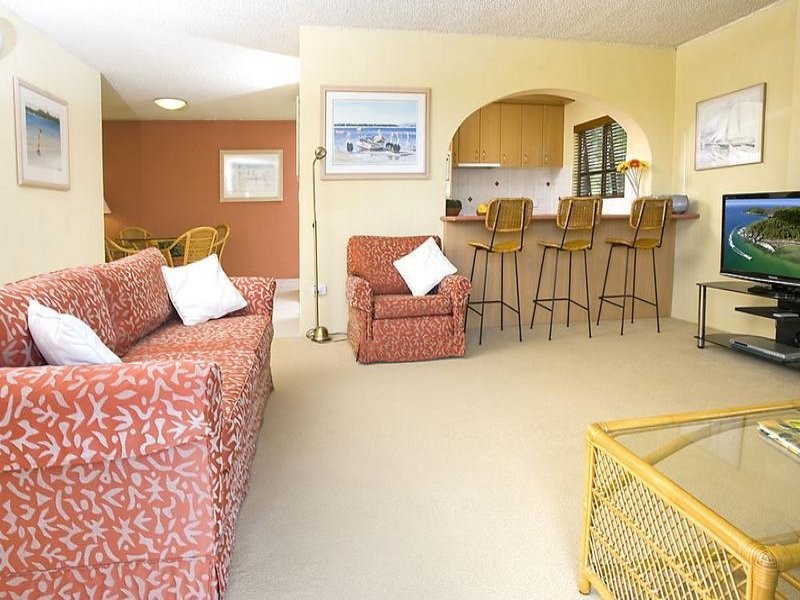 4/14 Edgar Bennett Ave, Noosa Heads QLD 4567