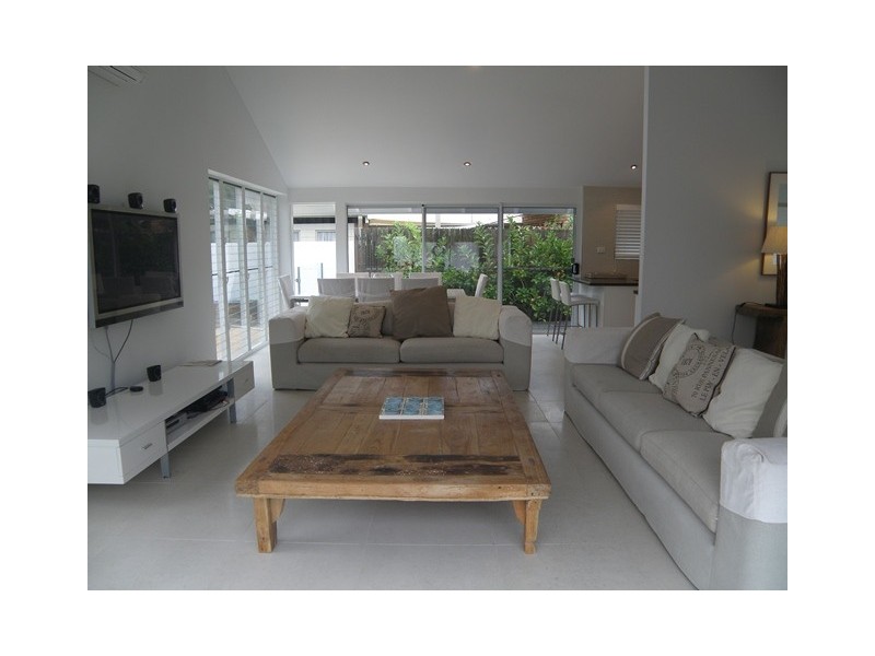 2 Witta Circle, Noosa Heads QLD 4567