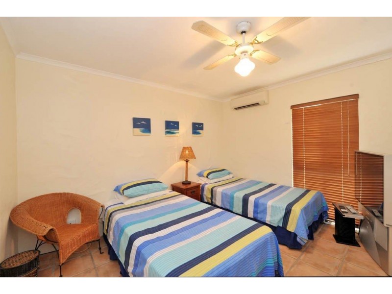 9 Wesley Court, Noosa Heads QLD 4567