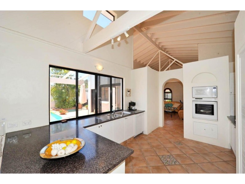 9 Wesley Court, Noosa Heads QLD 4567